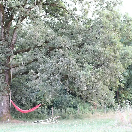 Entre Nature & Silence Au Coeur Du Quercy Nyaraló Bétaille