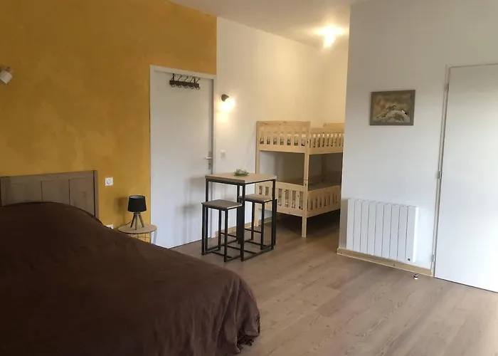 Entre Nature & Silence Au Coeur Du Quercy Bétaille